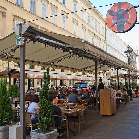 Sasone Rooms Budapest Exterior photo